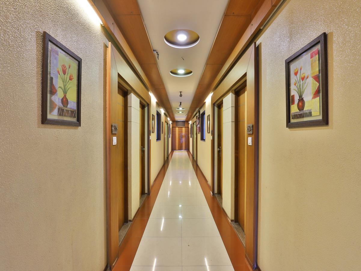 Hotel Ostria Szúrat Kültér fotó