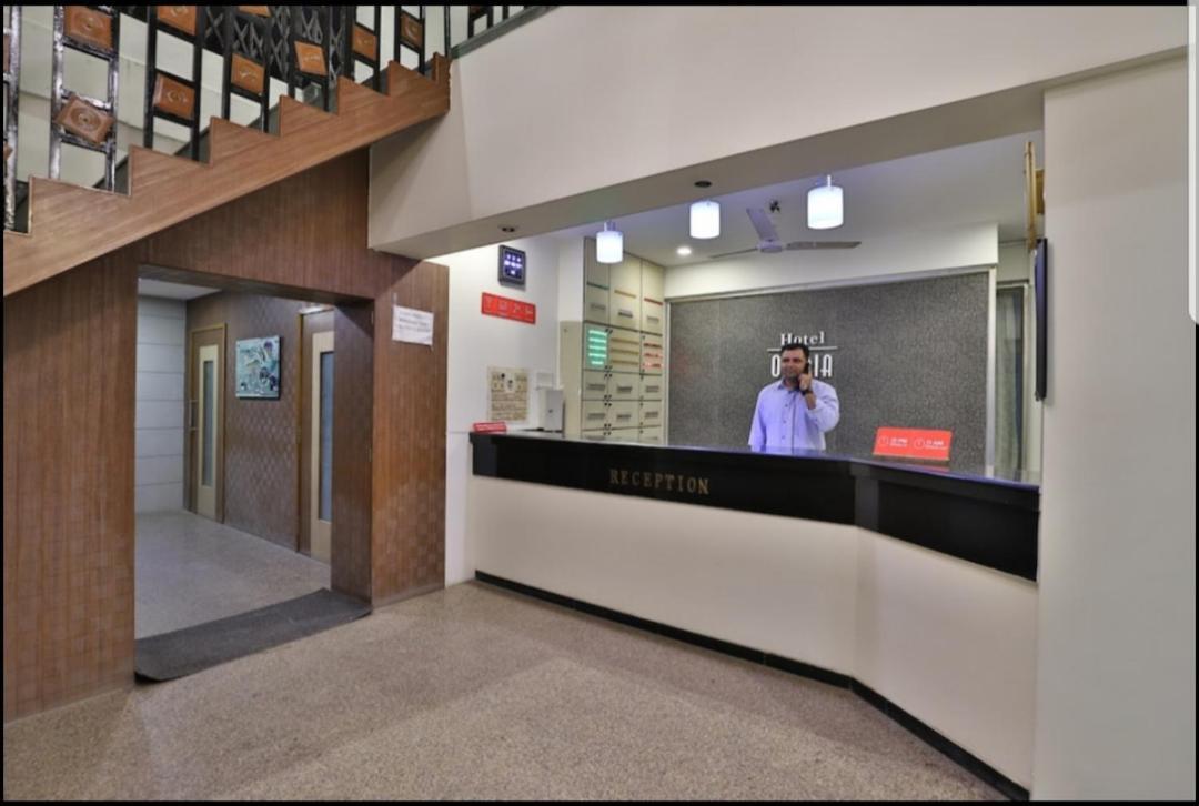 Hotel Ostria Szúrat Kültér fotó